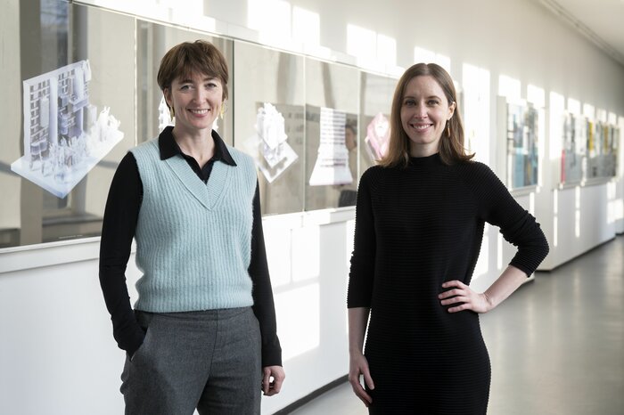 Architektin Caroline Karmann (links) und Informatikerin Kathrin Gerling (rechts) forschen gemeinsam.