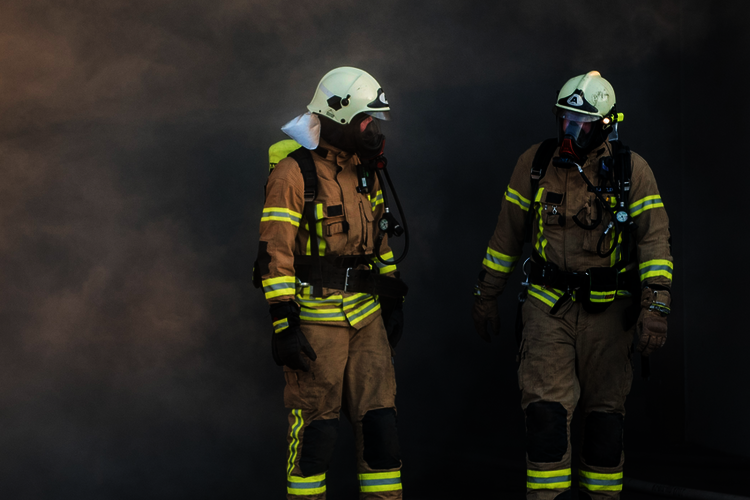 Rauch- und Wärmeabzugsanlagen (RWA) sollen im Brandfall den Brandrauch schnellstmöglich aus Gebäuden nach außen abführen, um unter anderem ausreichende Sichtbedingungen für den Personenschutz zu gewährleisten
