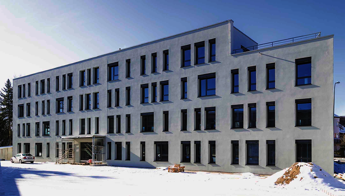 In Memmingen baut die Josef Hebel Bauunternehmung einen Wohn- und Bürokomplex samt Tiefgarage. 
