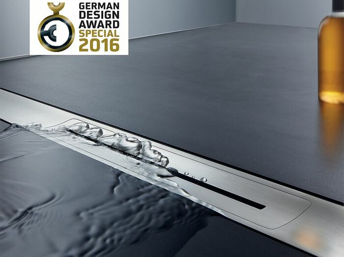 Exzellentes Produkt-Design: Die Duschrinne CeraFloor errang beim German Design award 2016 das Prädikat „Special Mention“ | Quelle: Dallmer Design
