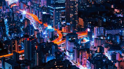 Licht im Stadtbild bei Nacht