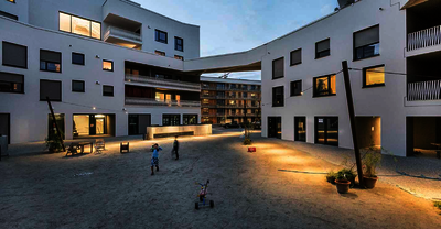 Wurde mit dem Preis für Architektur des Deutschen Architekturmuseums (DAM) ausgezeichnet: die Wohnanlage wagnisArt der Arge Bogevischs Buero mit Shag Schindler Hable Architekten.
