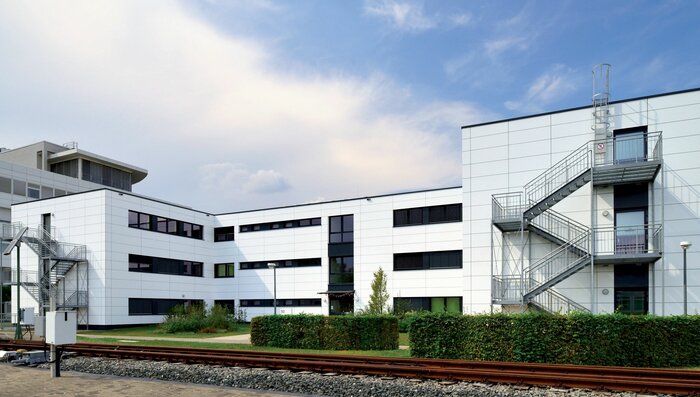 Für ein neues Projekt in Norwegen benötigte das Unternehmen Siemens am Standort Braunschweig kurzfristig ein adäquates Gebäude. Die Verantwortlichen entschieden sich für ein Modulgebäude von Alho.
