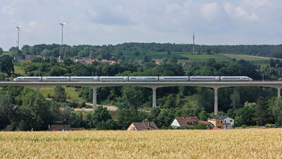 Infrastruktur_Bahn_ICE_Bruecke.jpg