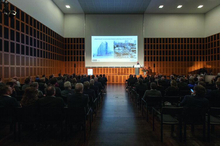 Die Verleihung des Deutschen Ingennieurbaupreises 2022 fand im Kölner Wallraf-Richartz-Museum am 28. November 2022 statt.