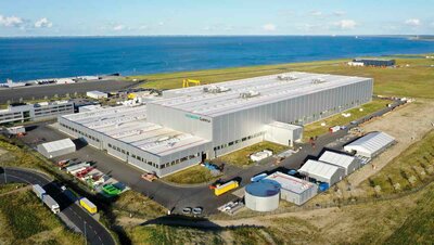 Das weltweit größte Werk für Offshore-Windturbinen am Standort Cuxhaven