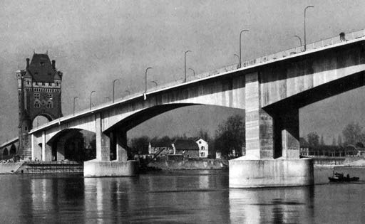 Die Nibelungenbrücke Worms in den Anfangsjahren.