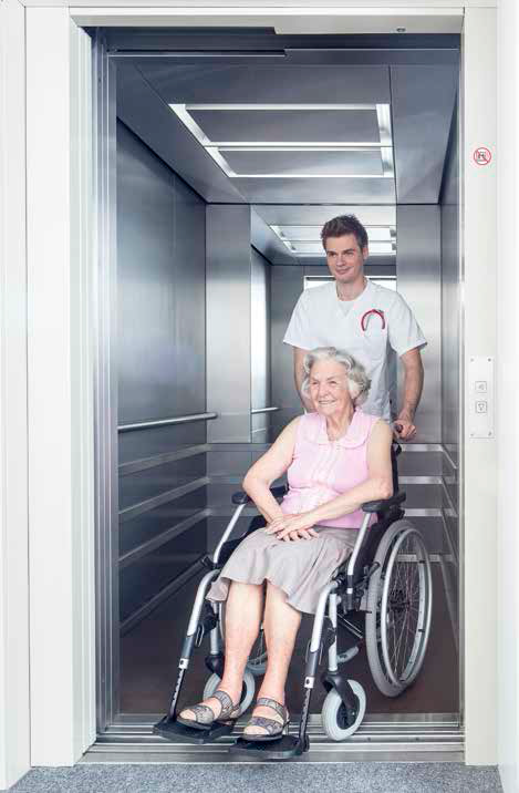 Der „Edition 5000 Care“ von Schindler ist eine Aufzugslösung für medizinische Einrichtungen, Senioren- und Pflegeheime.