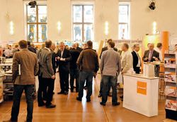 Kongress und Ausstellung: Intensive Gespräche über alle Themen des Holzbaus.